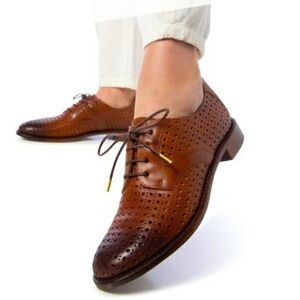 The Office of Angela Scott Oxfords Brown Leather 36.5 EUC Ms Gabrielle